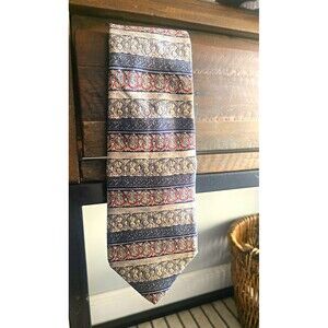 The Metropolitan Museum of Art Silk Vintage Tapestry Tie